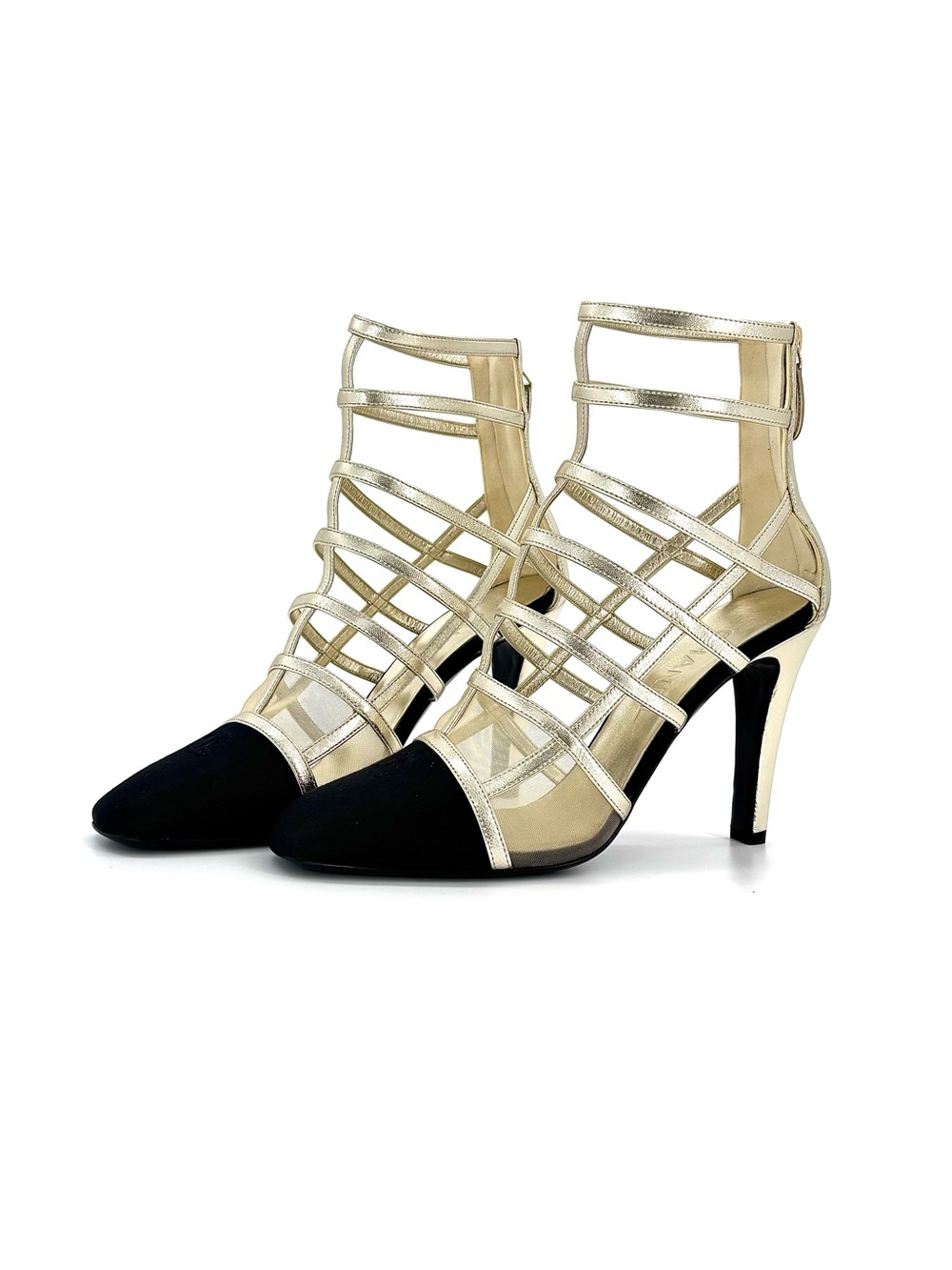Chanel 2019 Caged Interlocking CC logo Cap Toe Gladiator Pumps 38